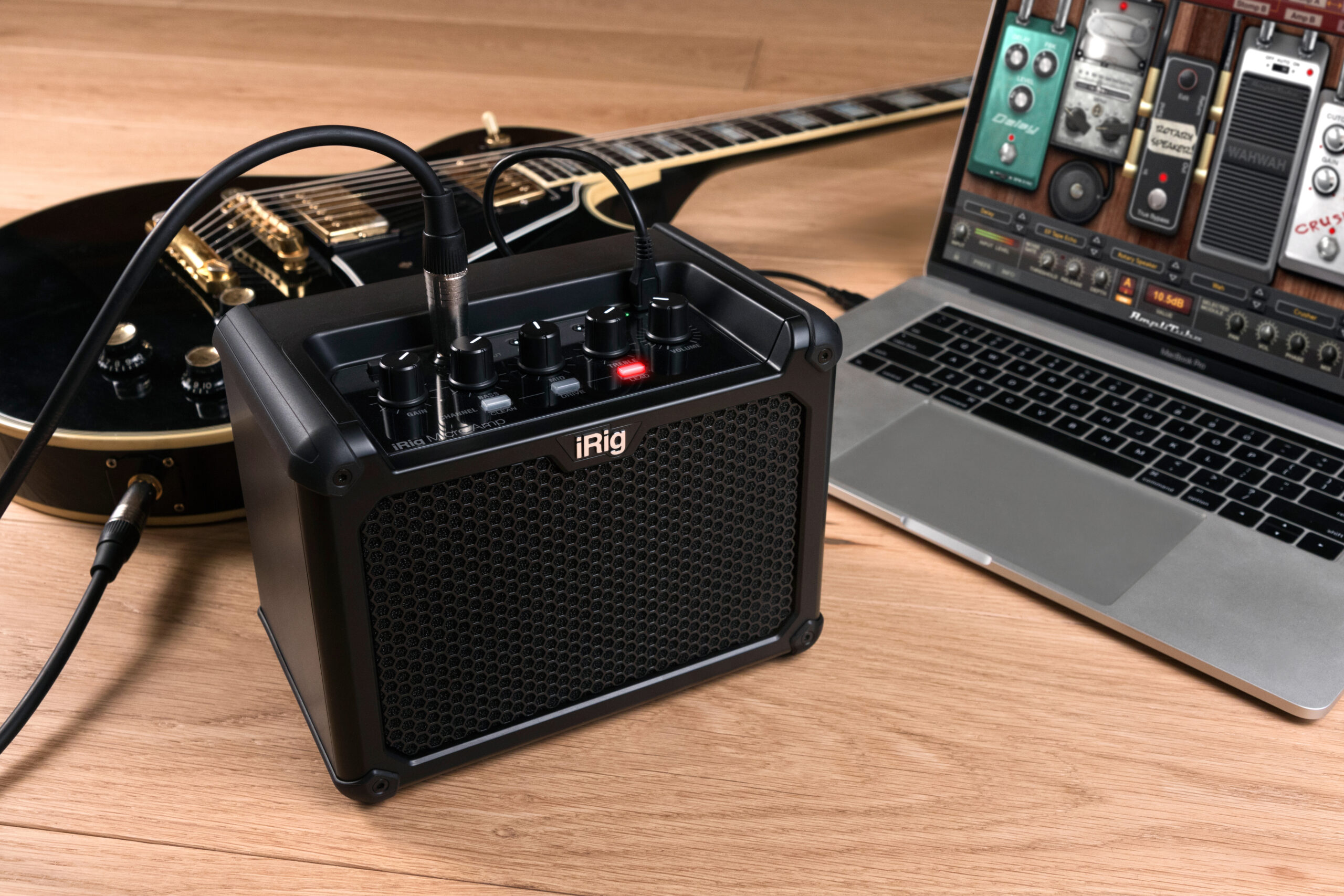 iRig_Micro_Amp_Studio_0U6A6793_r2